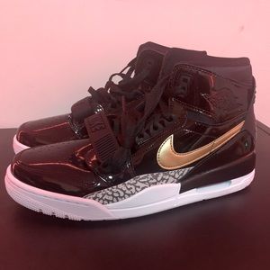 BRAND NEW - Air Jordan Legacy 312 Black Gold